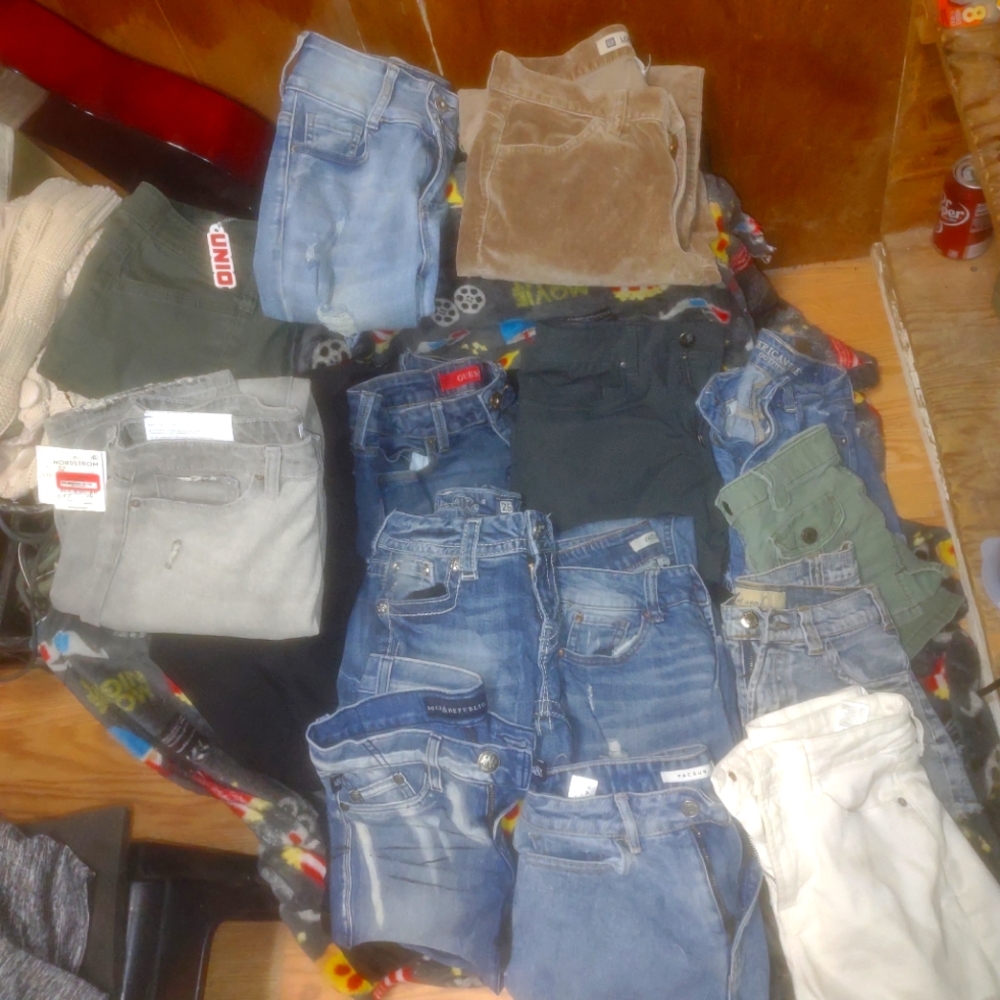 Lot of 14 Denim jeans & Shorts